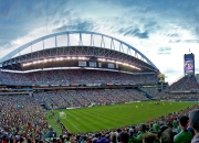  奥斯梅恩赛后谦逊发言登热搜，广州队血战热刺引发热议